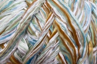 Merinokammzug mit Ananasfaser und Maulbeerseide bunt